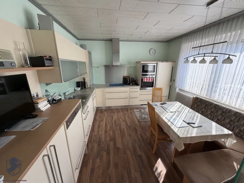 Einfamilienhaus mit ausgebautem Dachgeschoss, Vollkeller, Garage und sonnigem Garten in 3130 Herzogenburg / Oberndorf