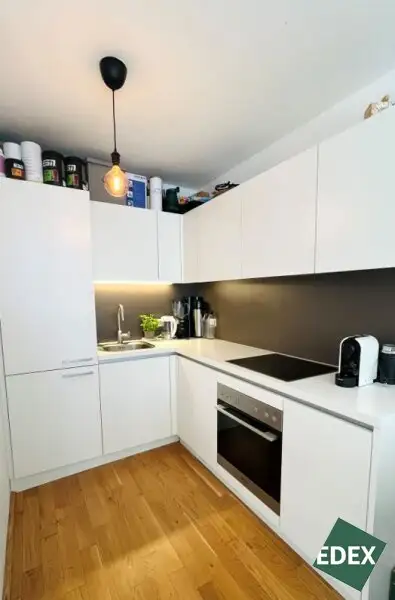 Schöne 2-Zimmer-Wohnung mit Balkon in 1050 Wien