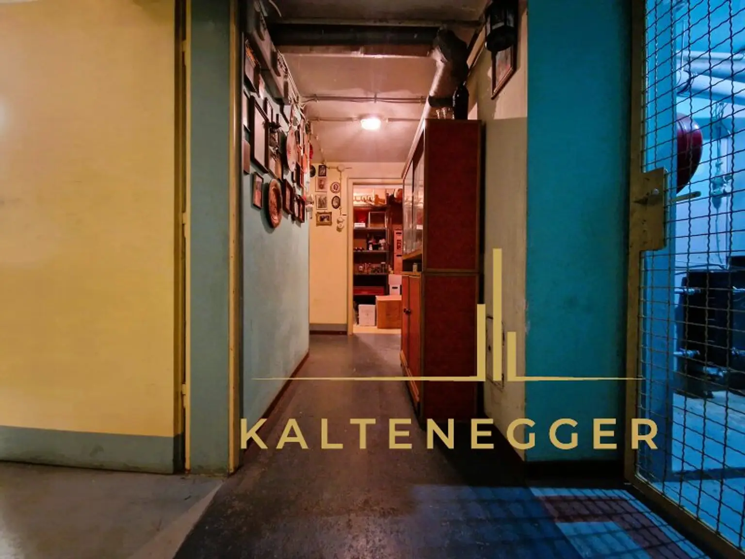 KG: Gang ca. 5,31 m²