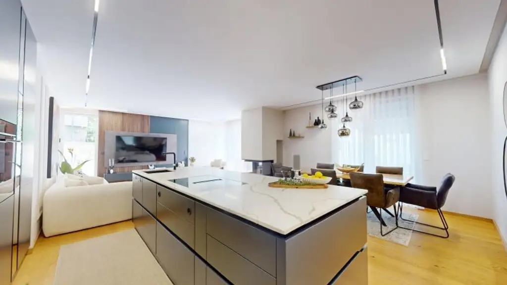 Exklusive Doppelhaushälften mit Traum-Ausblick auf die Burg Liechtenstein – schlüsselfertig mit Terrasse, Garten & Balkon! 4–5 Zimmer für höchste Wohnansprüche!
