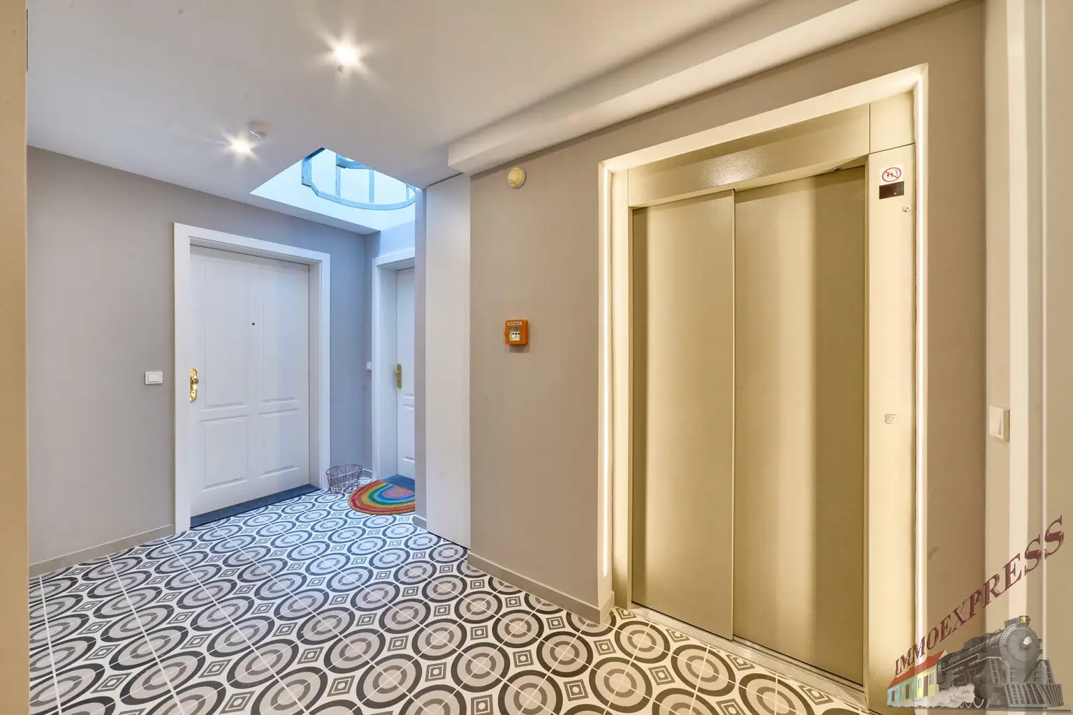 Großzügige 3-Zimmer-DG-Wohnung mit 41 m² Terrasse Panoramaterrasse