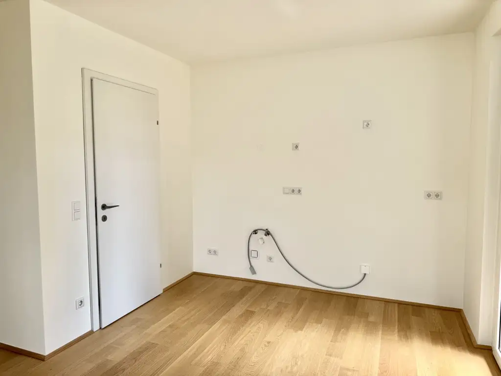 Provisionsfrei und Erstbezug: PREIS JETZT SICHNER! - Gerasorfer Straße - Von Der Sonne geküsst