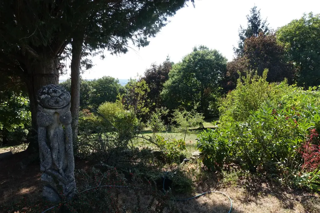 Residenz im Weingebirge – Rückzugsort mit Parkanlage