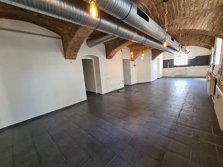 Lokal VI