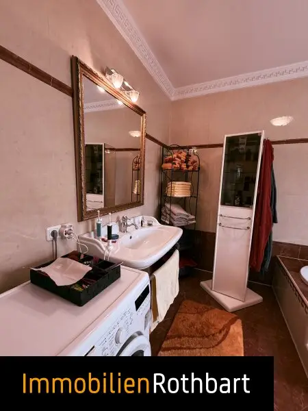 Wohnhaus mit Doppelgarage in bester Lage von St. Lorenzen!