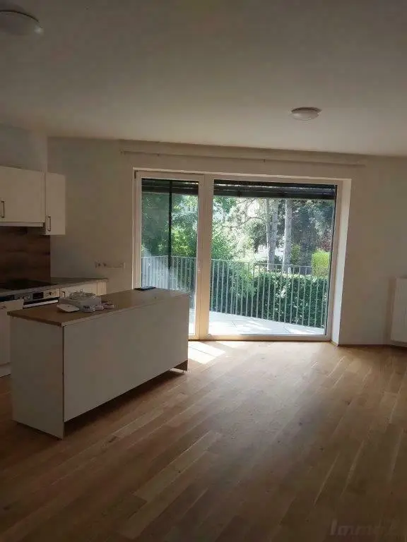 großzügige 5-Zimmer-Neubauwohnung mit zwei kleinen Terrassen und Tiefgarage im Villenvierteln zwischen UNI und LKH - Nähe Hilmteich