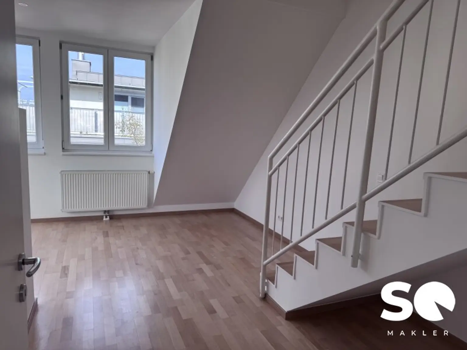 # SQ - HELLE, RUHIGE 2 ZIMMER DG-WOHNUNG INKL. TERRASSE - NÄHE RIVERSIDE - 1230 WIEN - TAG DER OFFENEN TÜR: 31.10.2025 14:00-17:00