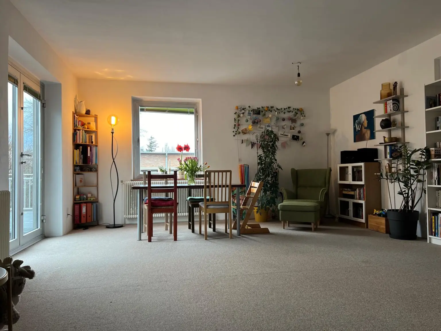 NEUER PREIS! Meidling - Haus und große Halle in Wohn- und Geschäftsviertel!