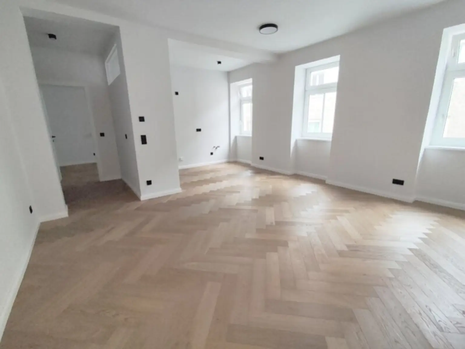 Krongasse! 3-Zimmer Altbau-Erstbezug in liebevoll saniertem Altbauhaus - Top13
