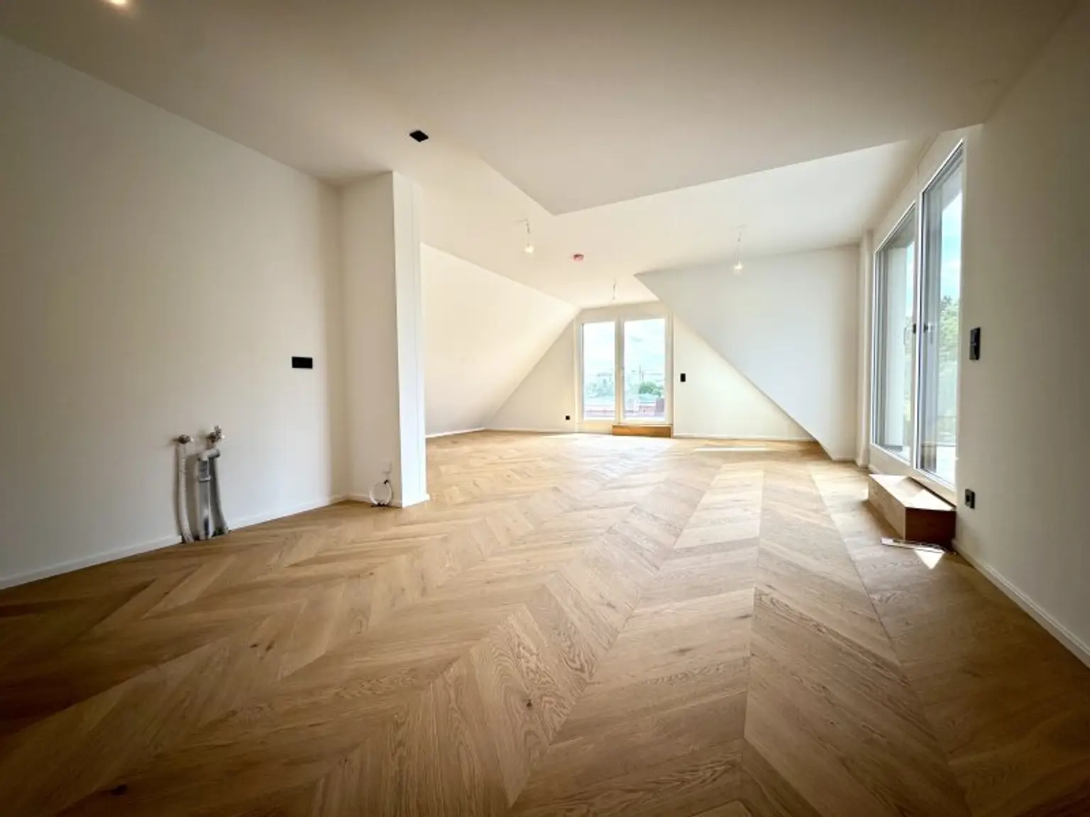 PENTHOUSE LIVING - 5 TERRASSEN - AUSBLICK - WÄRMEPUMPE - DECKENKÜHLUNG - NÄHE U1!