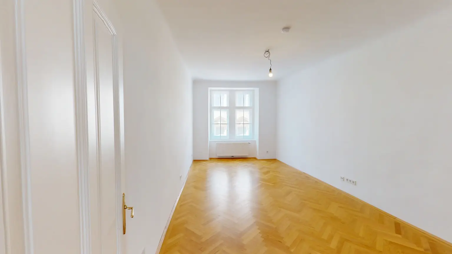 STILVOLLE 2-ZIMMER-ALTBAUWOHNUNG IM SERVITENVIERTEL | Besichtigungstermin 23.09.26 / 16:30 - 17:30