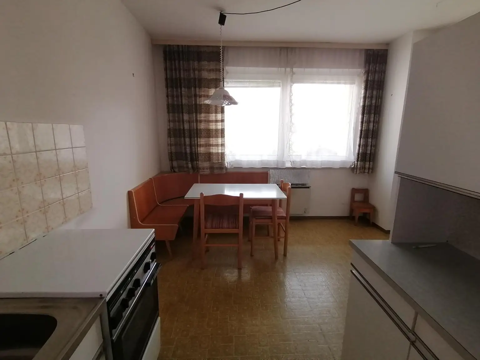 Wohnung mit Sanierungsbedarf – 74 m² Wohnfläche + Loggia und Kellerabteil