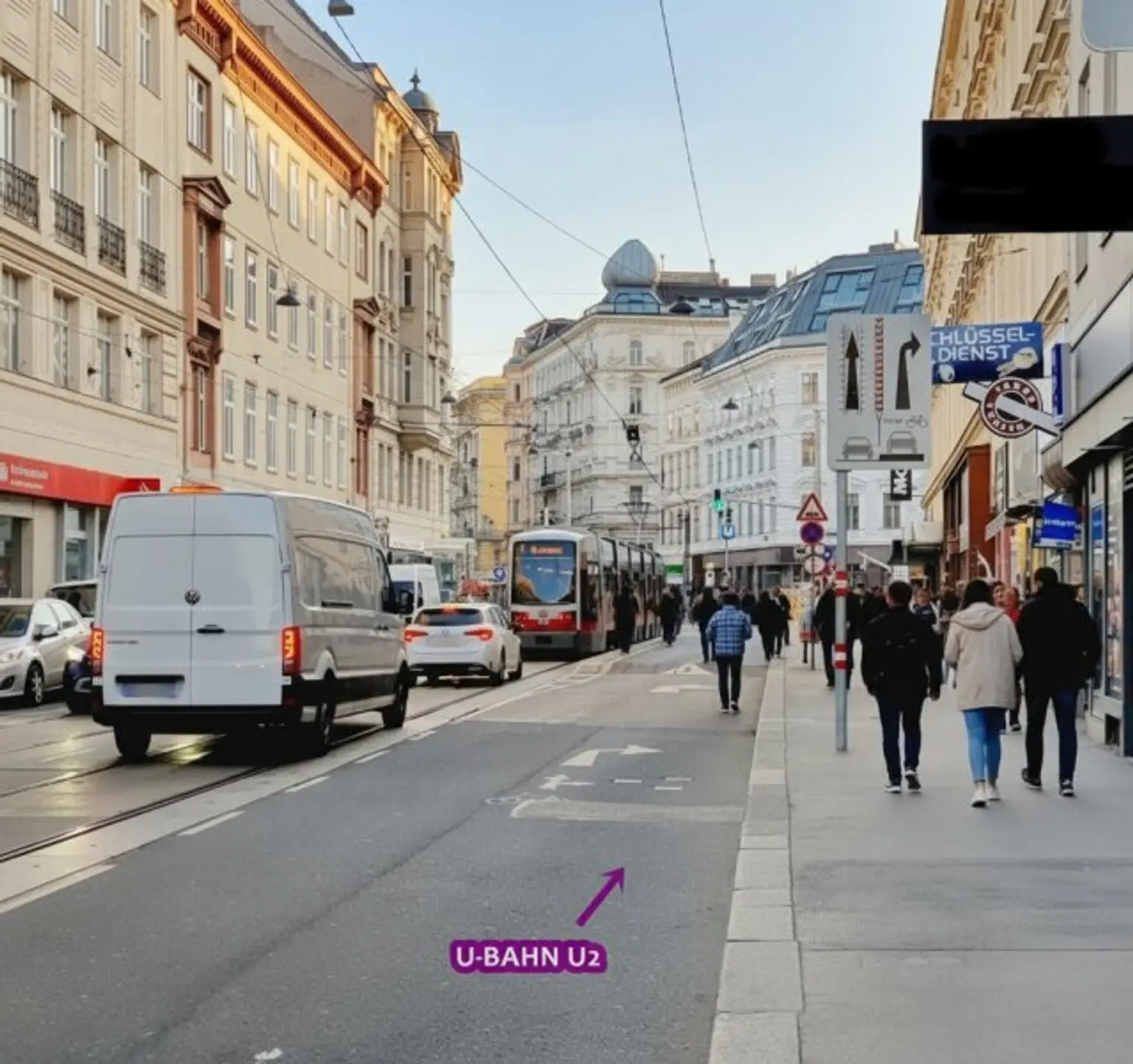 Zentrale Lage Nähe U-Bahn und Straßenbahn