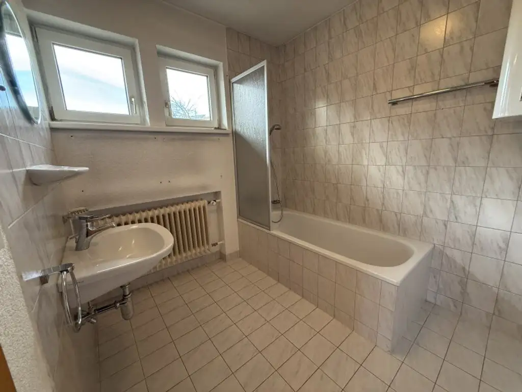 Einfamilienhaus mit Garten, Balkon und Bergblick in Bludenz zu vermieten