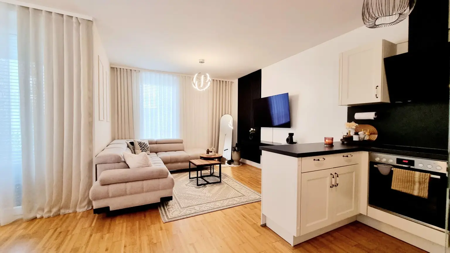Wohnzimmer südseitig