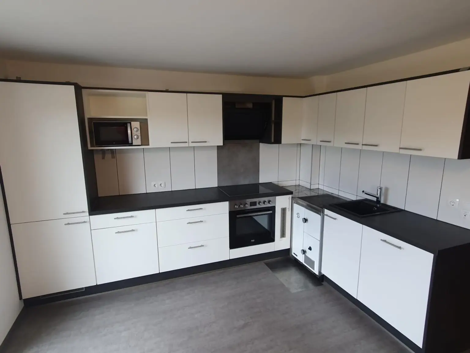 Mehrparteienhaus mit 4 vermieteten Wohnungen