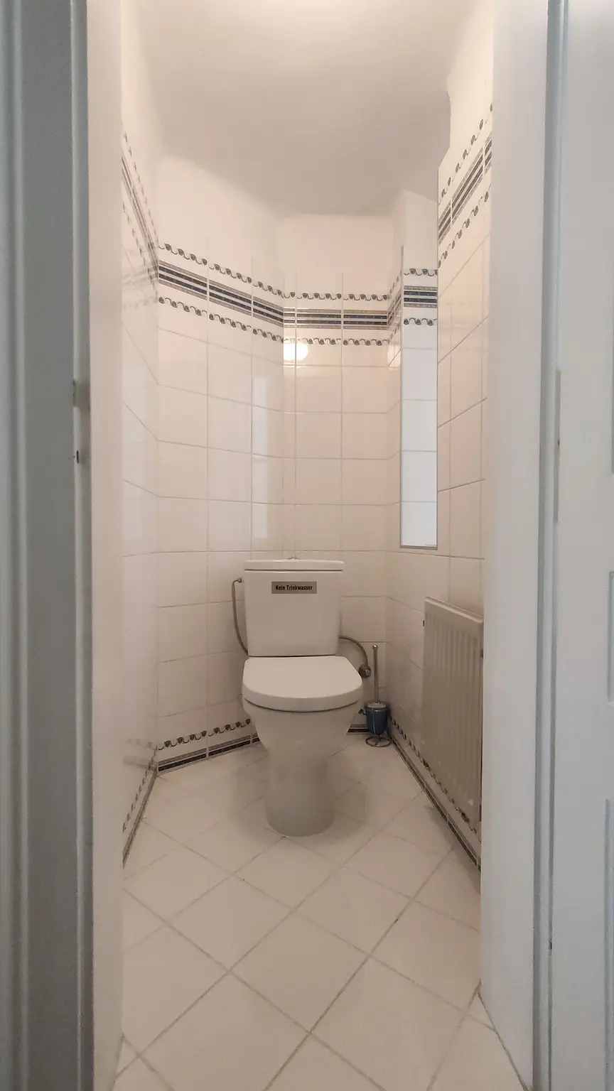 ! GEPFLEGTE 3 ZIMMER STILALTBAUHAUPTMIETE IN AKH-/UNI-/VOLKSOPERNNÄHE !