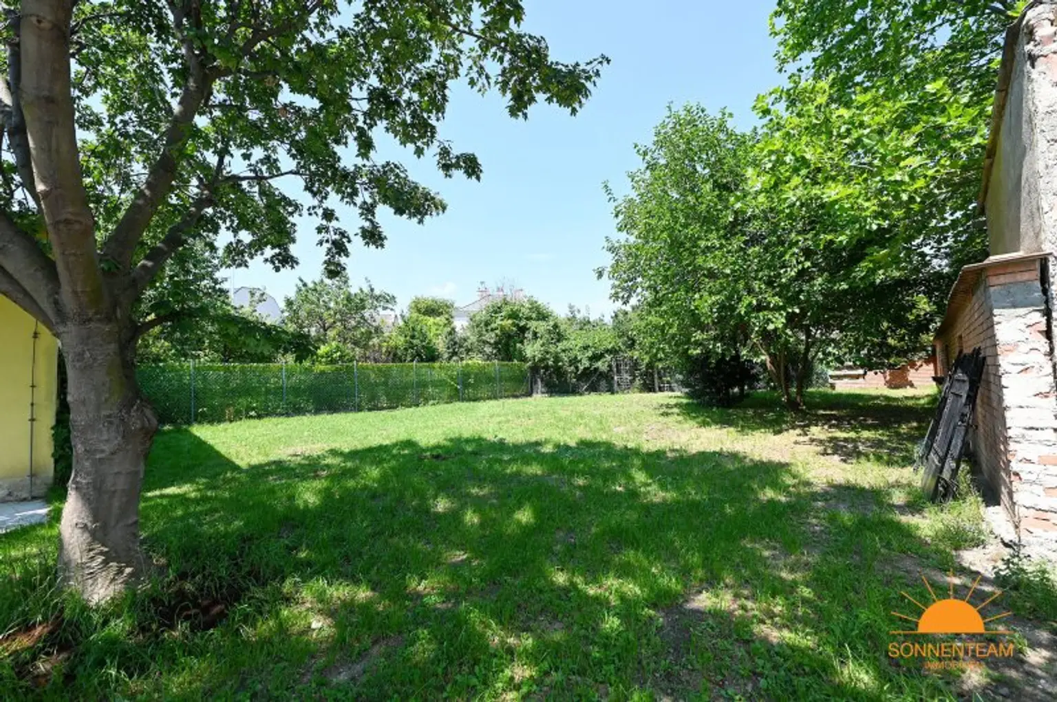 Charme & Potential – Altbauvilla mit großem Garten in Mödling