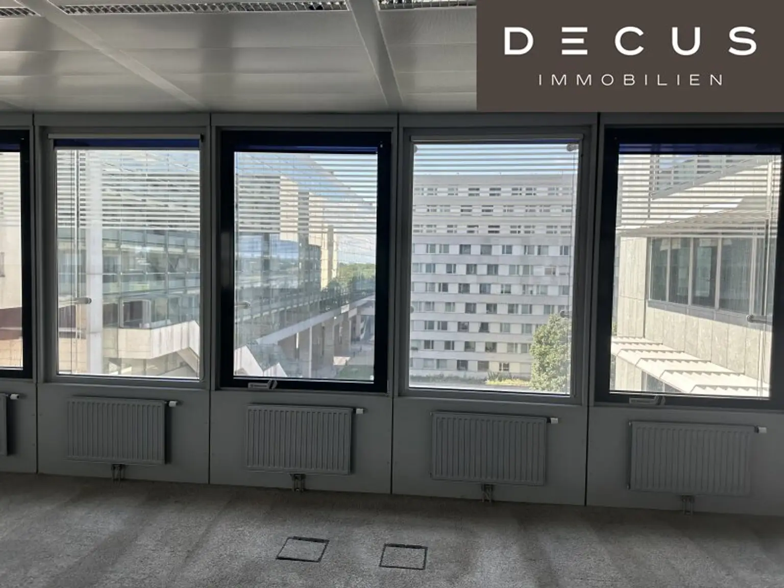 + + + ARES TOWER + + +  BÜROS MIT WEITBLICK + + +  DONAU CITY + + +