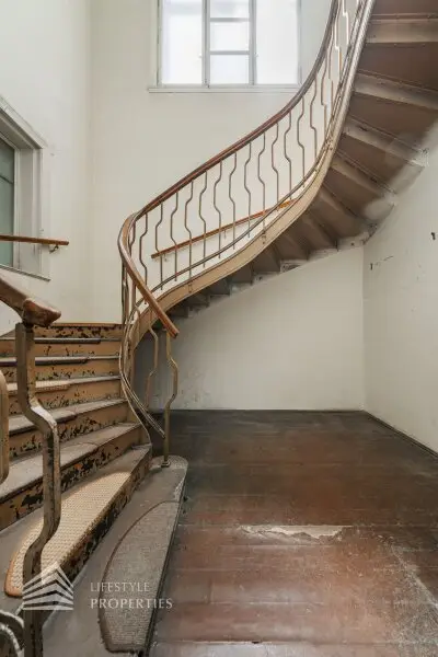 Einzigartige Stadtvilla in Toplage, Nähe Kardinal-Nagl-Platz