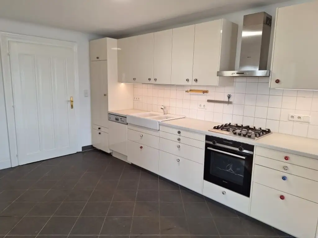 Helles, uneinsehbares Dachgeschoß-Loft in Innenhoflage