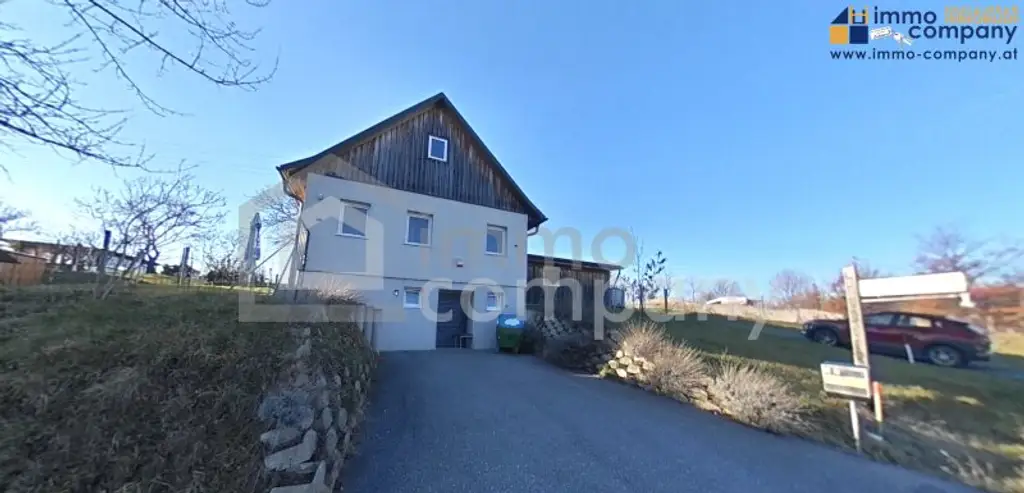 Saniertes ehemaliges Kellerstöckl - Ferienhaus - Tinyhaus mit großem Weingarten