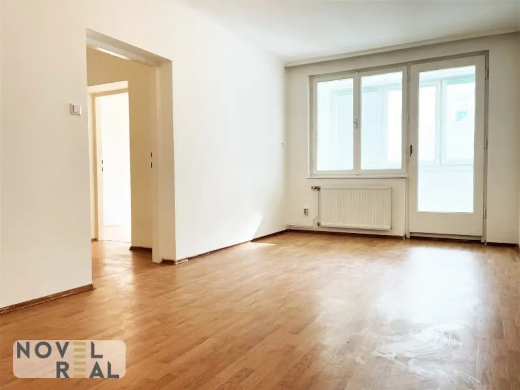 Charmante und lichtdurchflutete Wohnung mit Loggia!!!