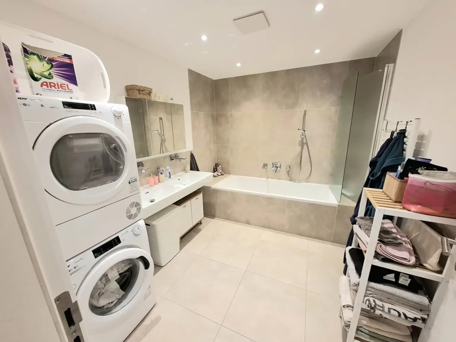 Vogelweidpark um´s Eck: Perfekt aufgeteilte 3-Zimmer Wohnung mit Terrasse in zentraler, ruhiger Lage