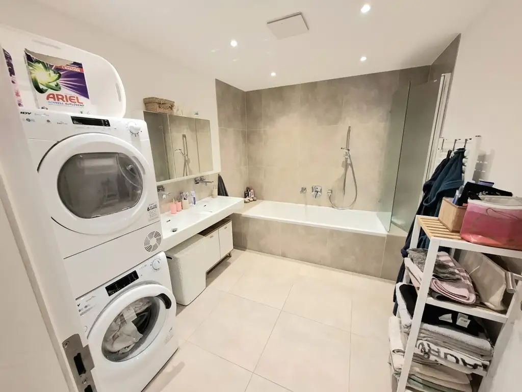 Vogelweidpark um´s Eck: Perfekt aufgeteilte 3-Zimmer Wohnung mit Terrasse in zentraler, ruhiger Lage