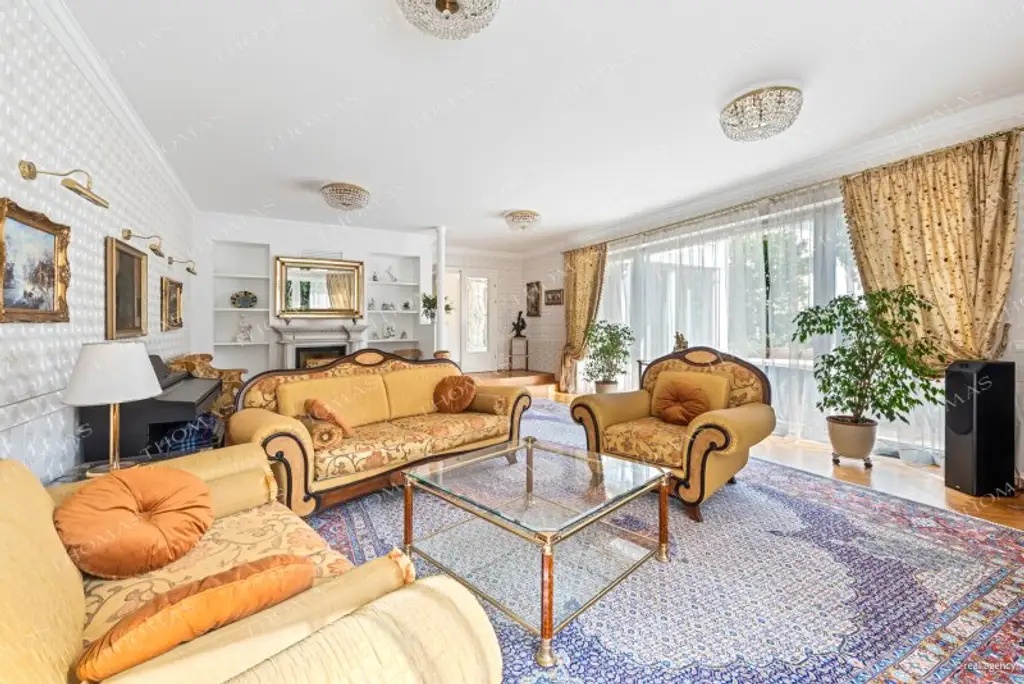 Exklusive Döblinger Villa mit Blick über Wien & die Neustifter Weinberge!