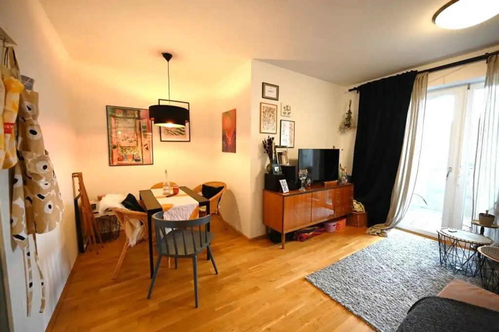 Modernes, zentrales Wohnen mit Balkon – 2-Zimmer-Wohnung