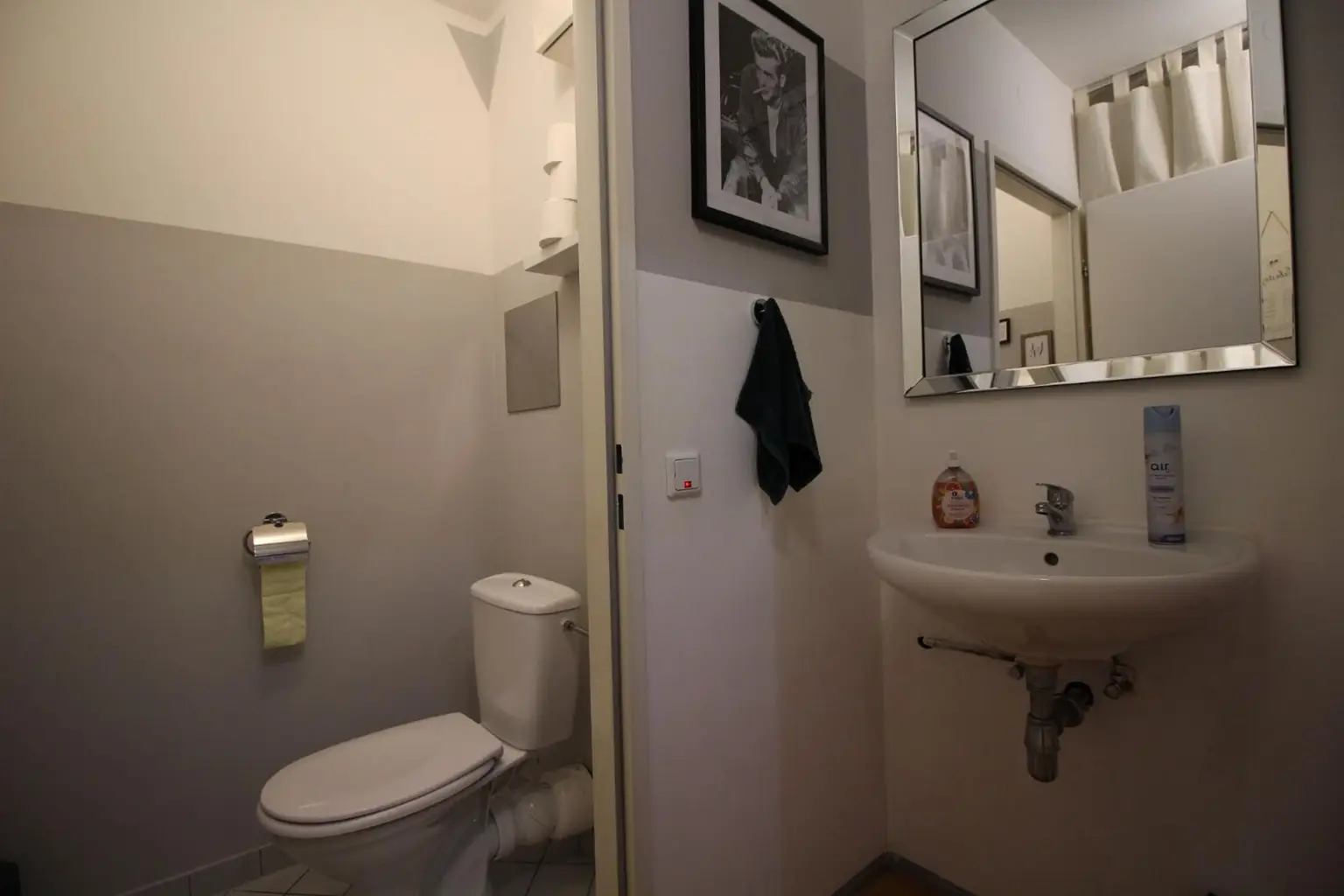 Schicke Gartenmaisonette mit Loggien, Balkon und Garage