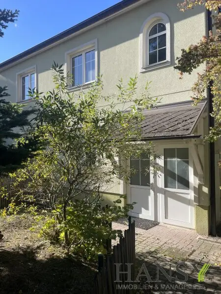 Renovierungsbedürftiges Apartmenthaus (3 Häuser) in Bad Vöslau – Ihr neues Investitionsprojekt! Wohnen Praxis oder Ordination