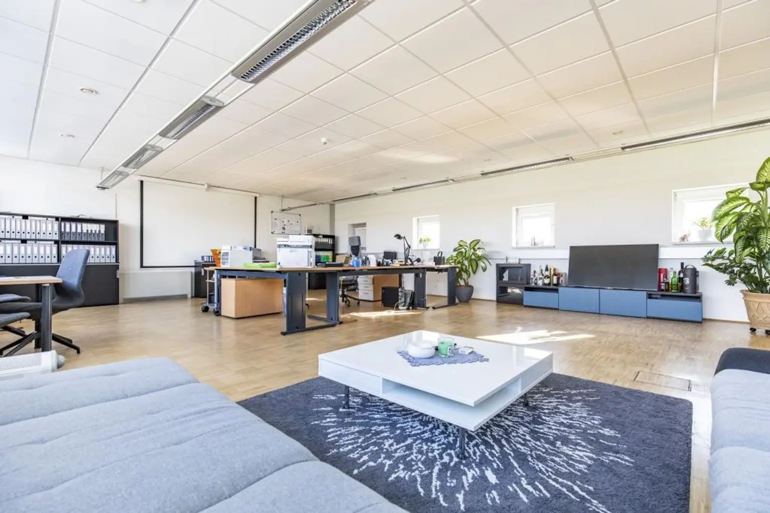 Modernes und attraktives Bürogebäude