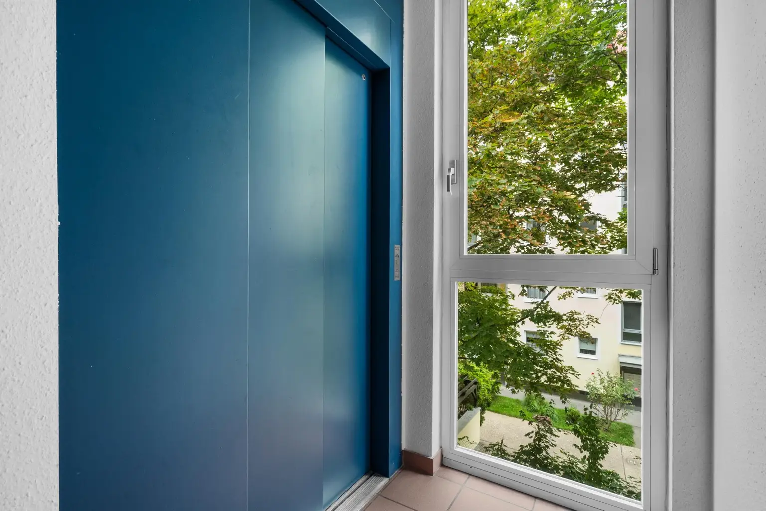 "1 Minute zur U2 Hardeggasse- Dachgeschoss mit Terrasse"