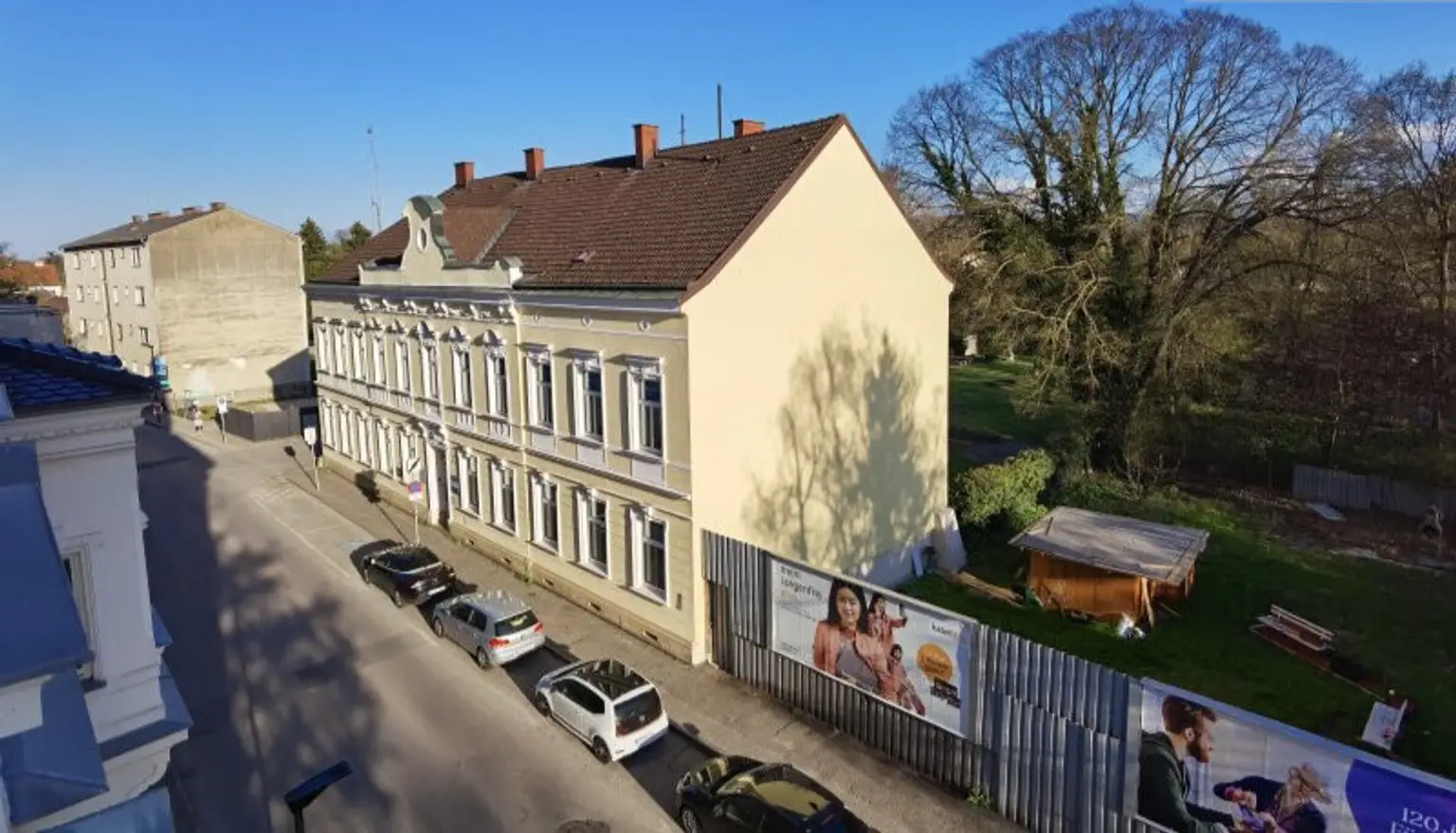 Provisionsfrei für den Mieter! 3-Zimmer-Wohnung in wunderschönem Altbau!
