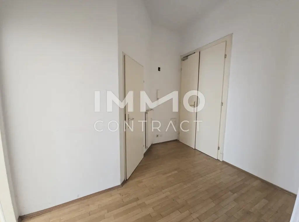 Zentrale INNENSTADTLAGE: WG-geeignete 3 Zimmer Wohnung - Sackstraße 24 / Top 03