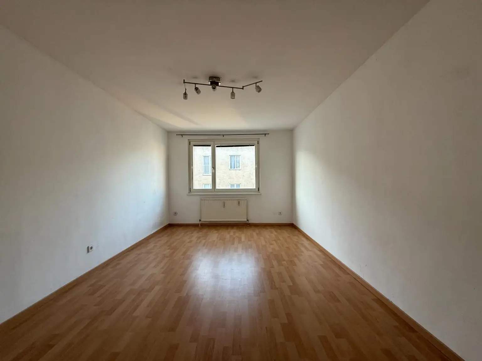 Ihre Chance im 9. – Top Lage zum Einziehen oder Vermieten! - OPEN HOUSE 10.10. !!!