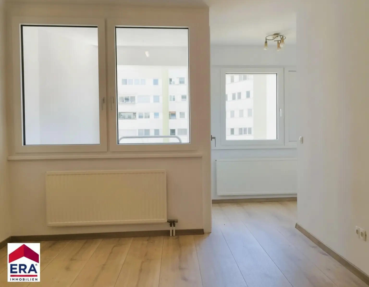 * Kaufanbot liegt vor * Zentrale 2-Zi-Wohnung mit Loggia & Garage in Linz-Biesenfeld, vollrenoviert, UNI Nähe!