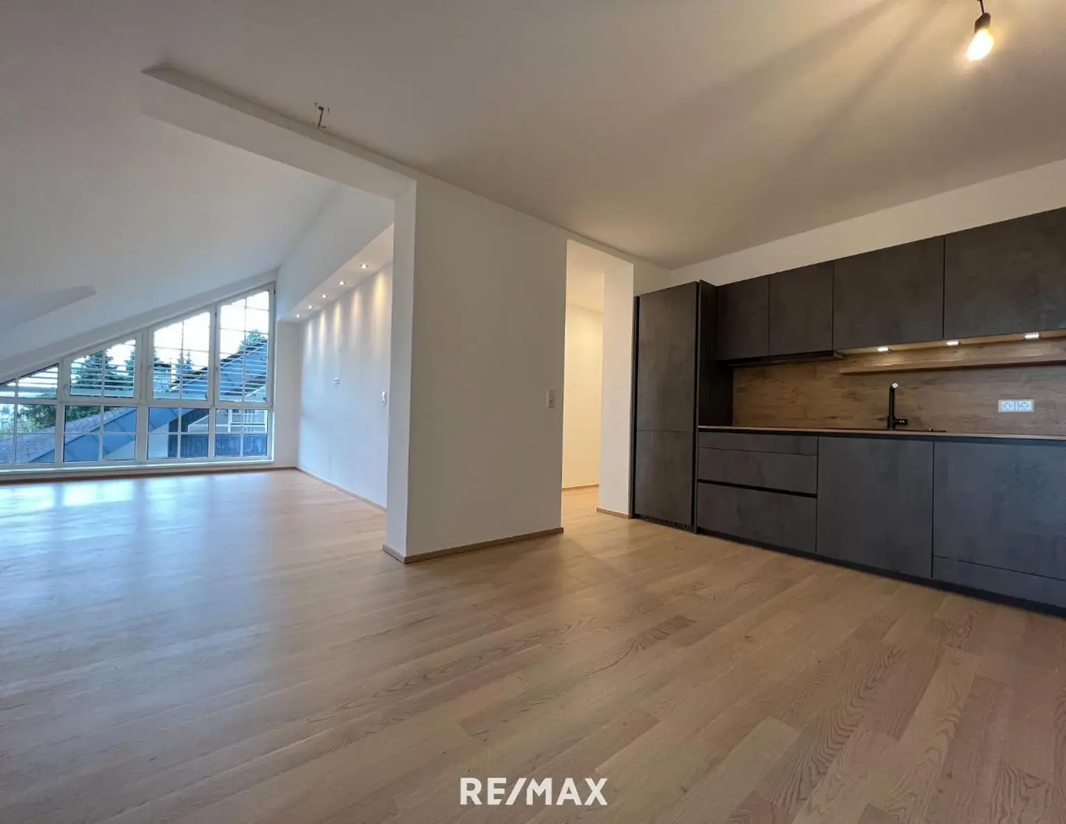 Miete: Einzigartige, moderne 3-Zimmer-Wohnung mit Terrasse in Wolfsberg