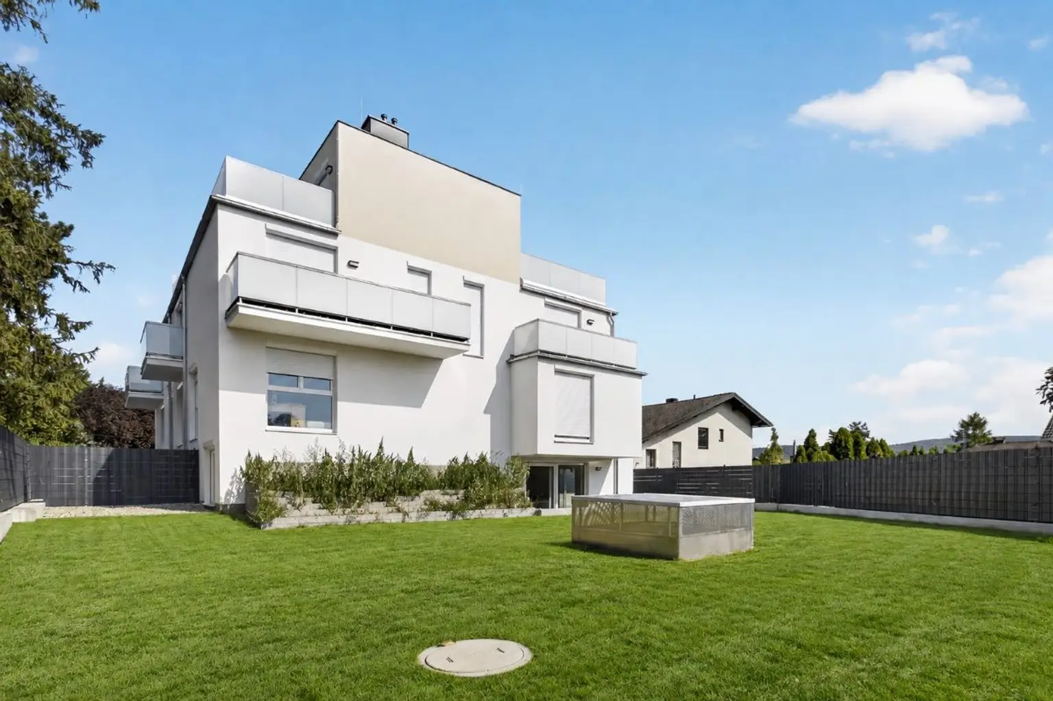 S | THE GREEN 15 ++ VIER ZIMMER GARTENOASE | Prima Service Immobilien