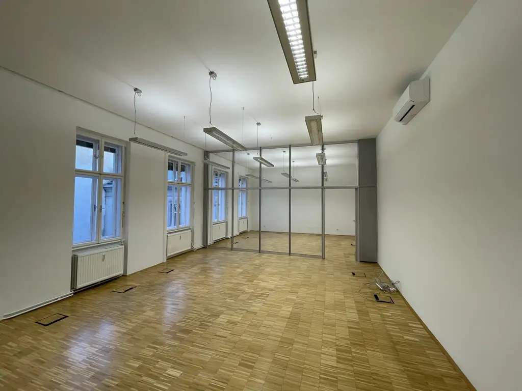 Gekühltes Kreativbüro im prachtvollen Altbau mit Tiefgarage - ideal für Architekten, Startups, Marketing & Co.