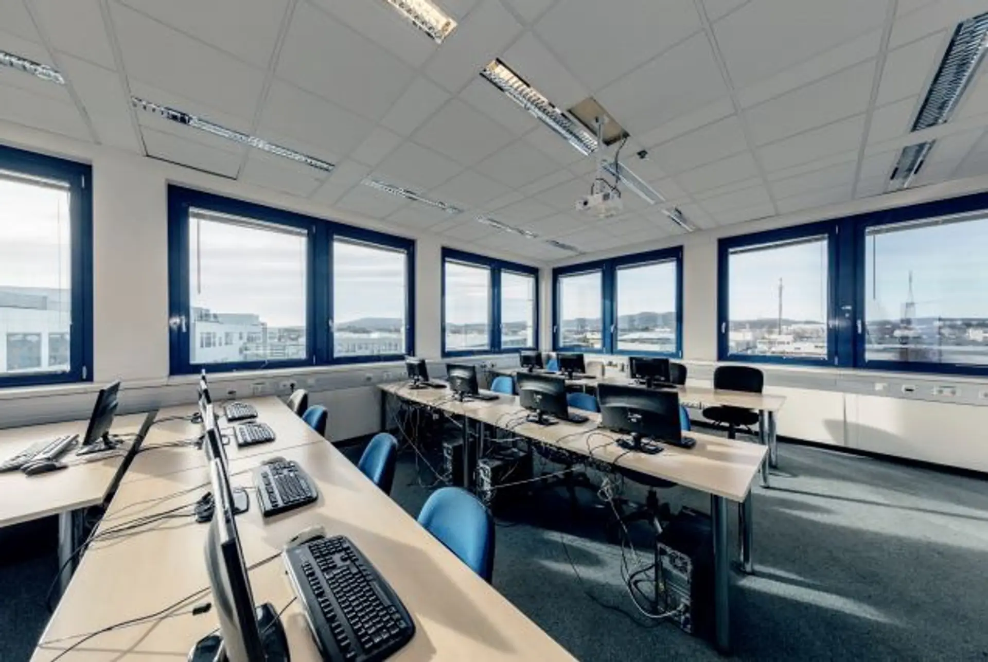 1230 Wien, Liesinger Flur Gasse 2 c innen