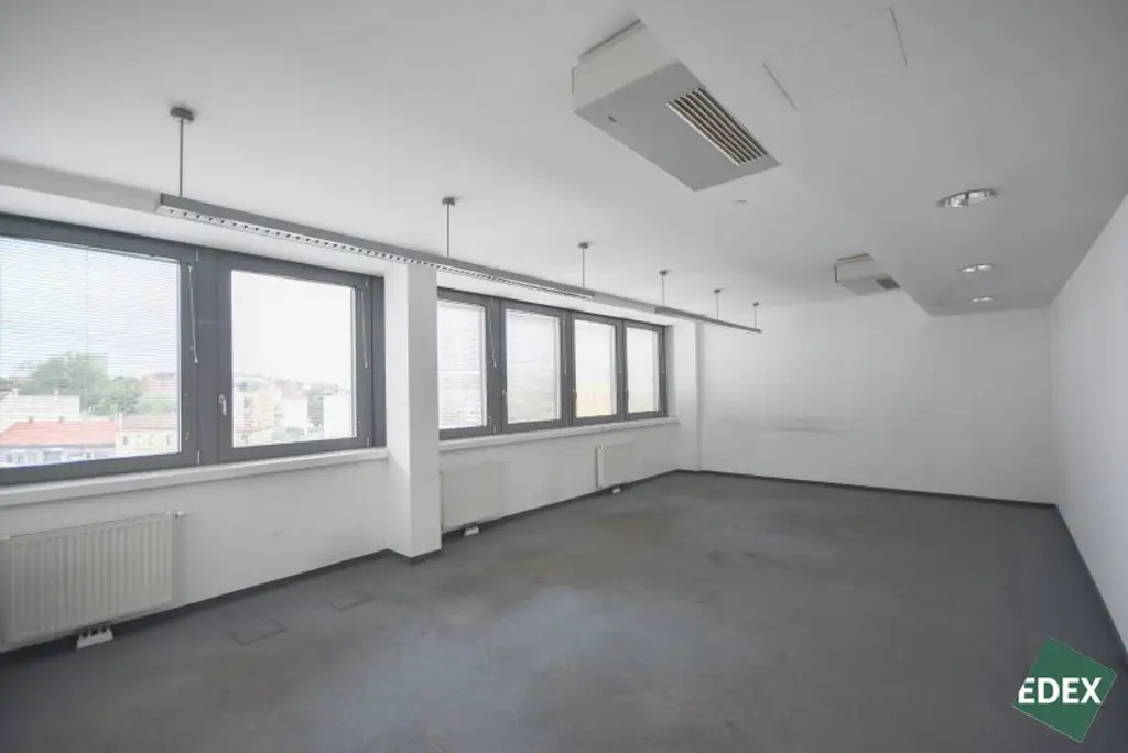 Geräumige Bürofläche mit optimaler Anbindung