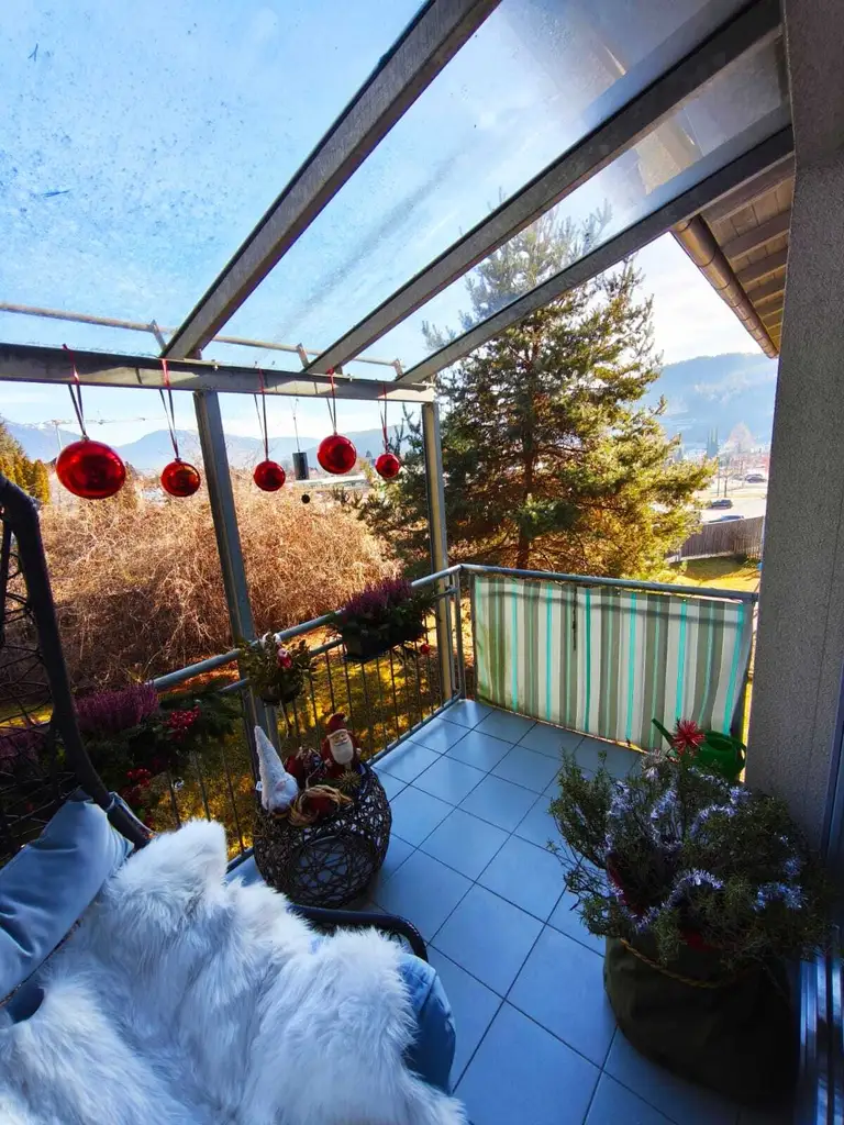 Attraktive 3-Zimmer-Wohnung in Seeboden am Millstättersee – zentrale Lage & überdachter Balkon