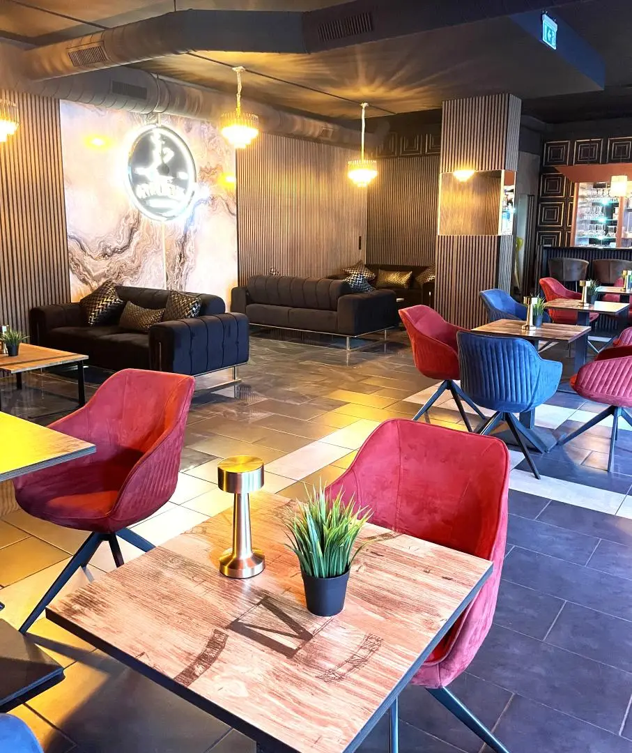 Schlüsselfertige Bar & Shisha Paradies