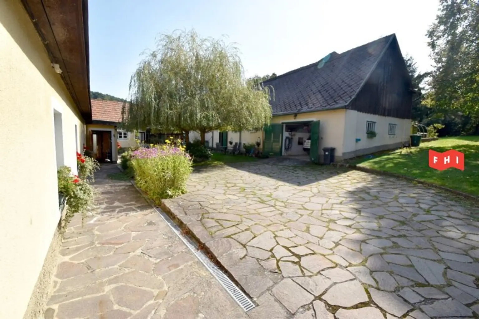 Bauernhausidylle im Wienerwald nahe dem Naturpark Föhrenberge