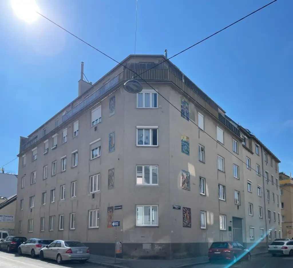 Nähe U6 "NIEDERHOFSTRASSE" & MEIDLINGER MARKT: komplett hofseitige 3-Zimmerwohnung