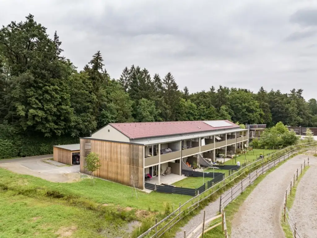 Neuwertige 4-Zimmer-DG-Wohnung in Lannach mit großem Balkon und Blick ins Grüne