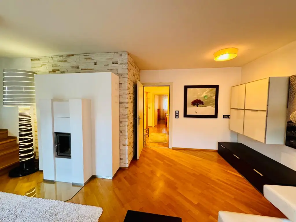 NEU! Natur. Ruhe. Lebensfreude. 4-Zimmer-Wohnung – möbliert, familienfreundlich & mit Bergblick